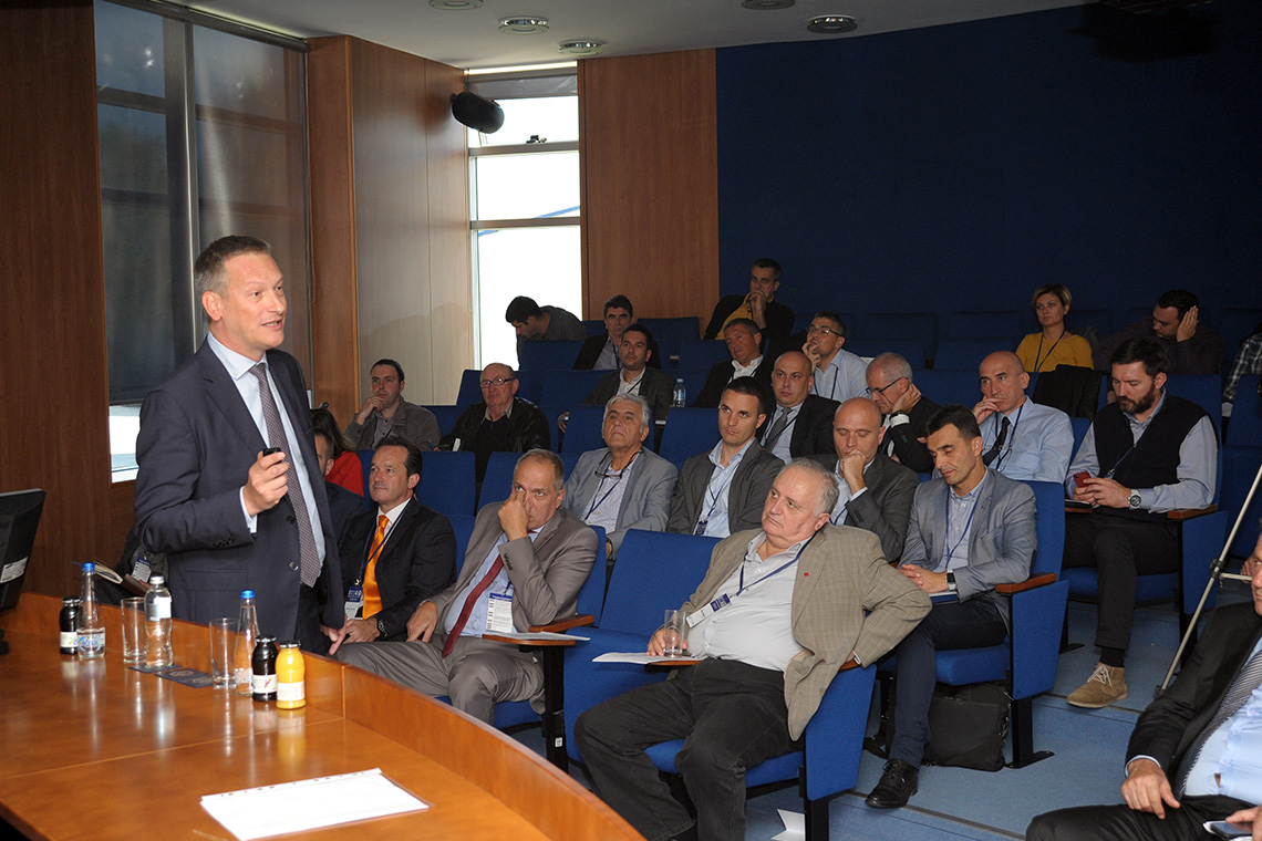 81 PANEL DISCUSSION AT METALAC ON INDUSTRY 4.0 &ndash; ADVANCED INDUSTRIALIZATION OF SERBIA