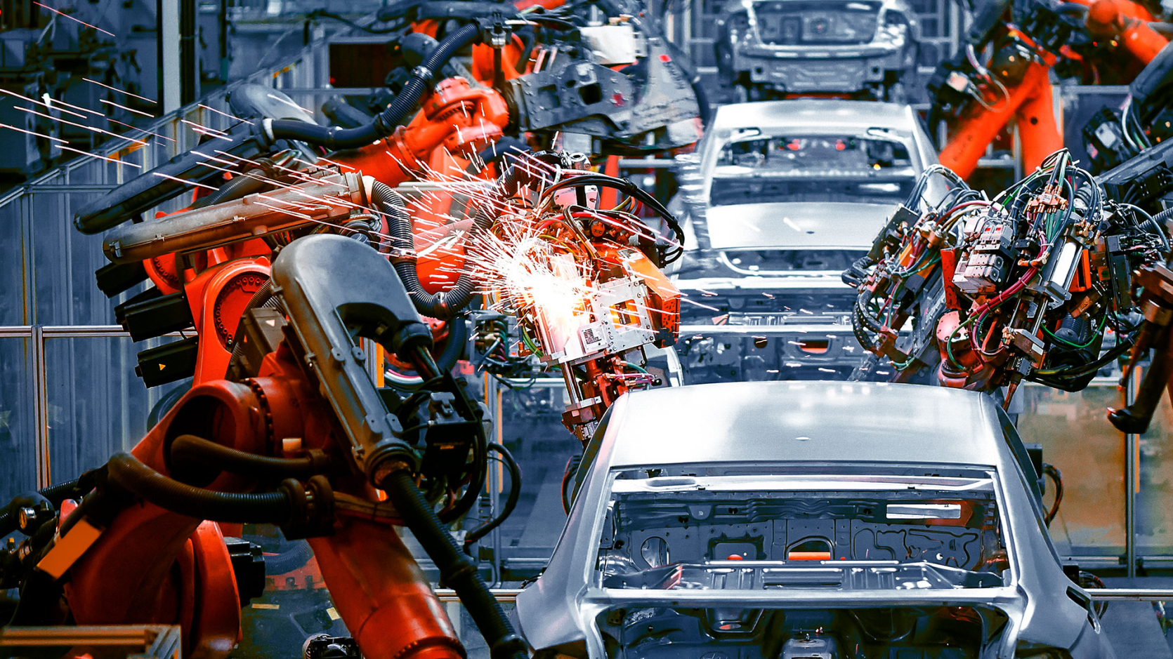 FIVE LESSONS FROM AUTOMAKERS ON NAVIGATING SUPPLY CHAIN DISRUPTIONS